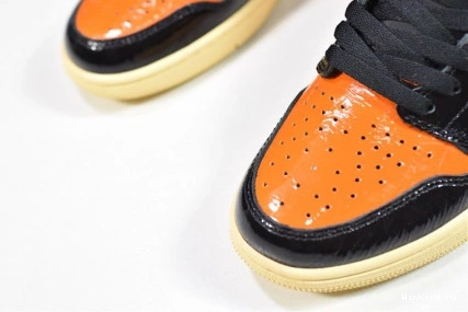 SHATTERED 3.0 AIR 1 JORDAN BACKBOARD 0831